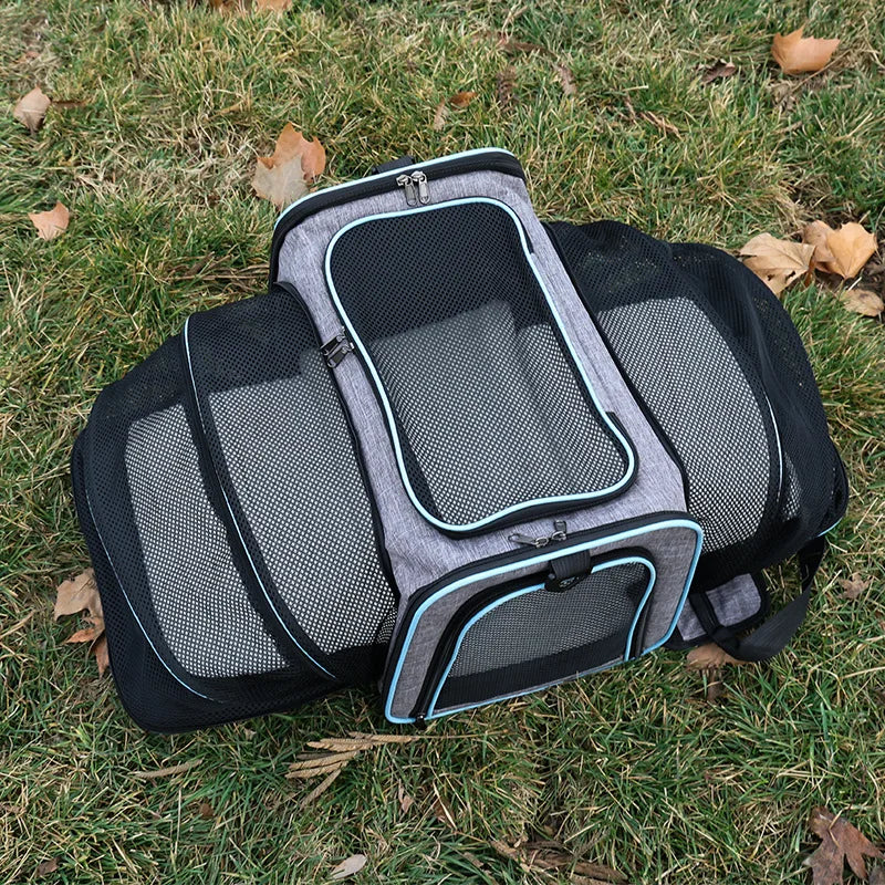 Foldable Expandable Pet Carrier Bag – Breathable Mesh Travel Bag for Cats & Small Dogs